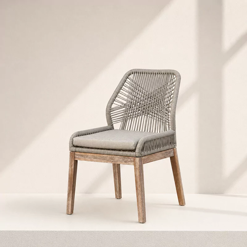 Daster Chair