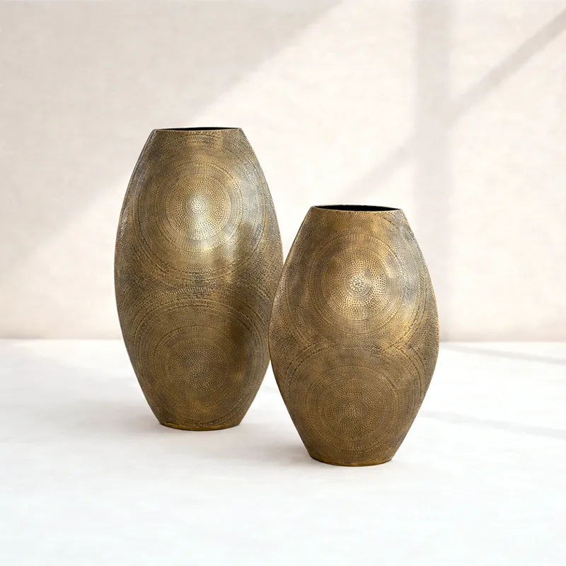 گلدان برنجی هندسی (دو سایز) - capella collection