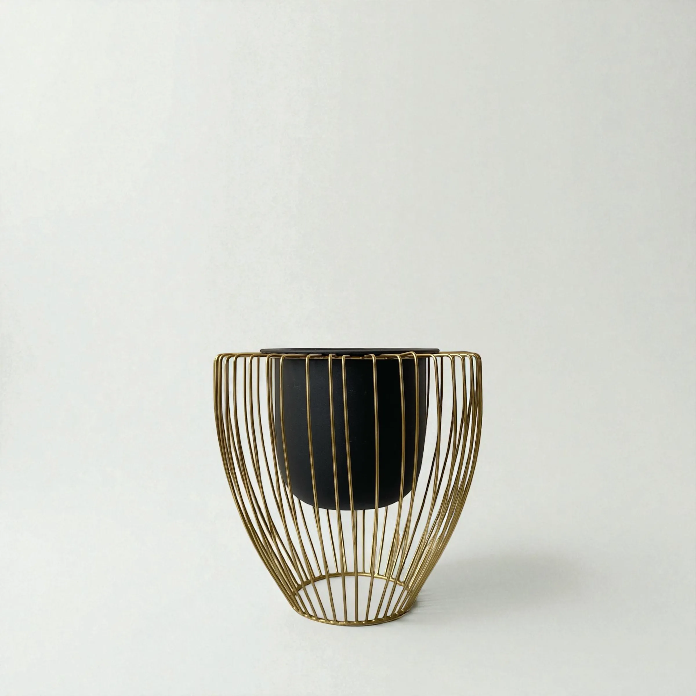 گلدان فلزی Elaris (2 سایز)