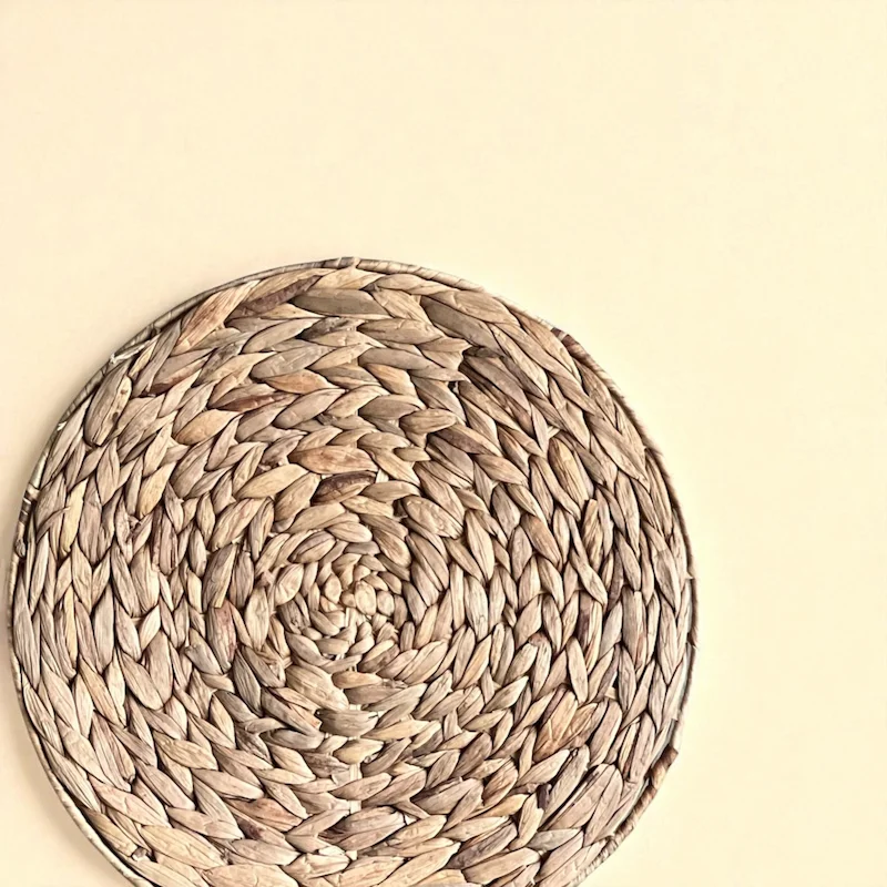Valora – Natural Handwoven Placemat