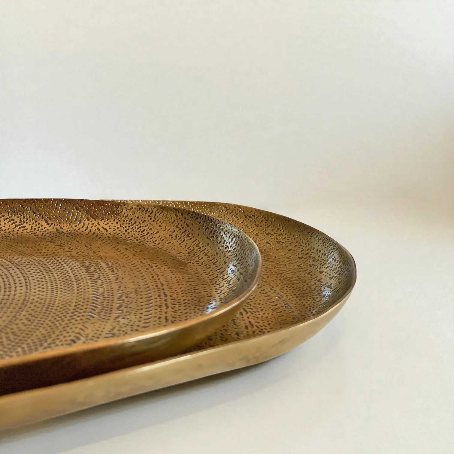 Selvara Gold Tray (2 sizes)