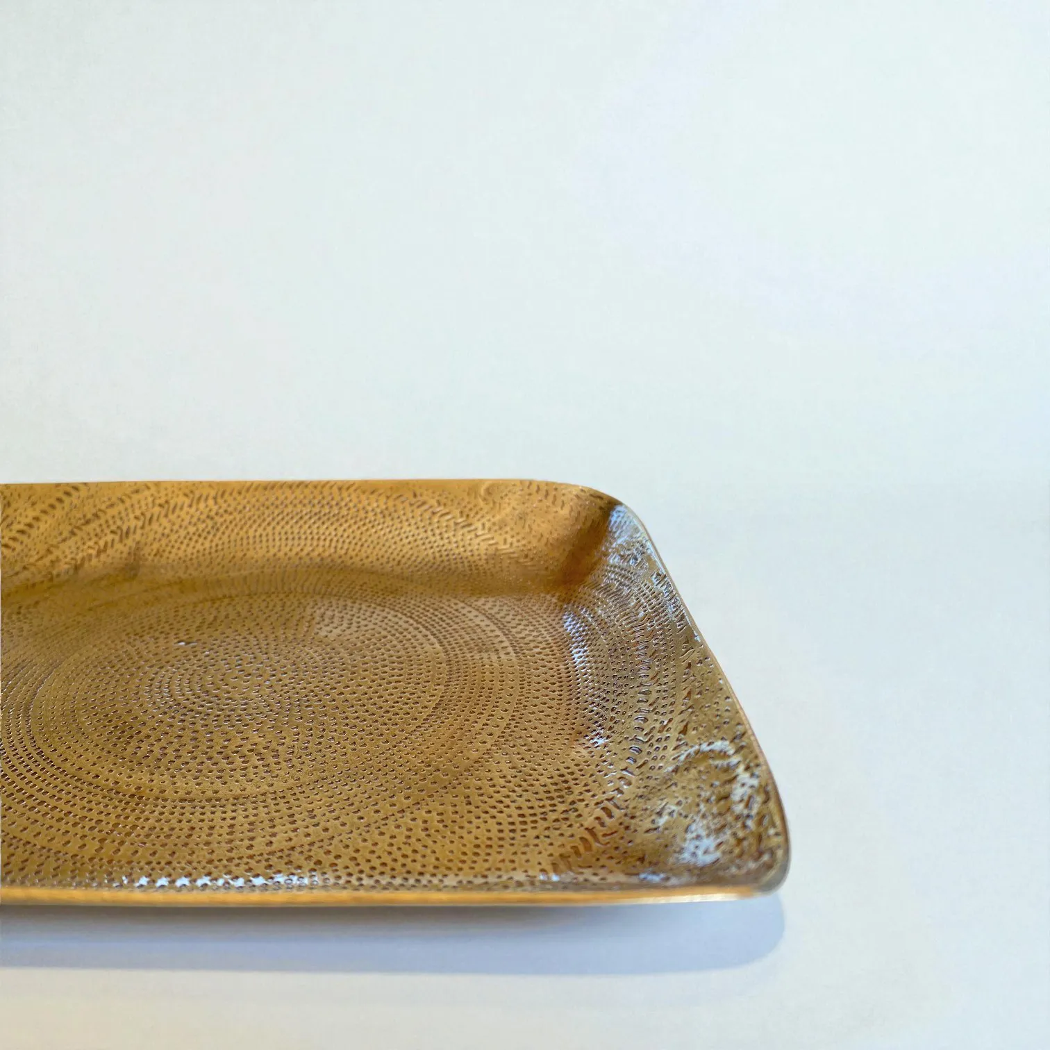 سینی برنجی Velantis